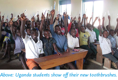 Uganda Students w toothbrushes